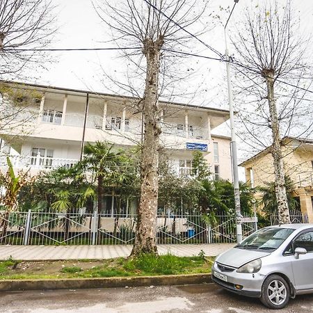 Hotel Sabina 가그라 외부 사진