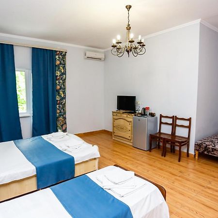 Hotel Sabina 가그라 외부 사진