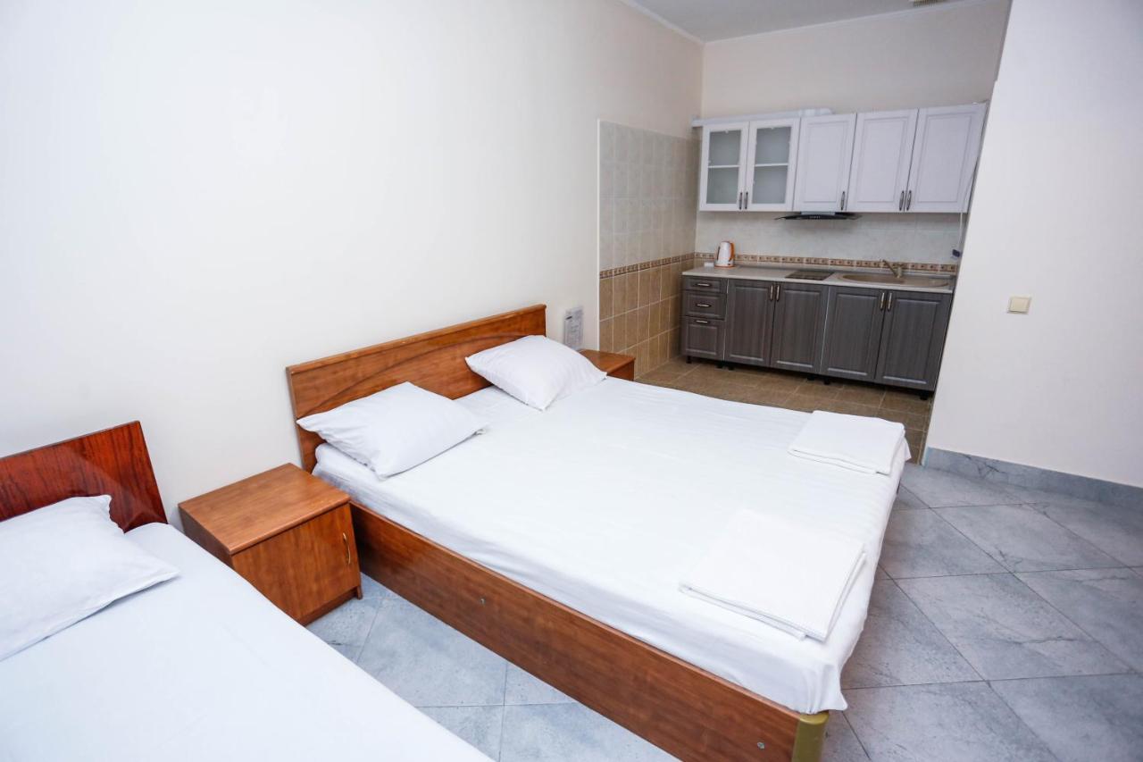Hotel Sabina 가그라 외부 사진