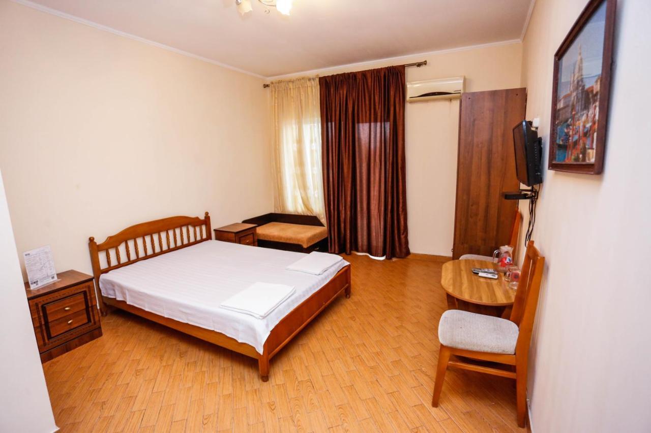 Hotel Sabina 가그라 외부 사진