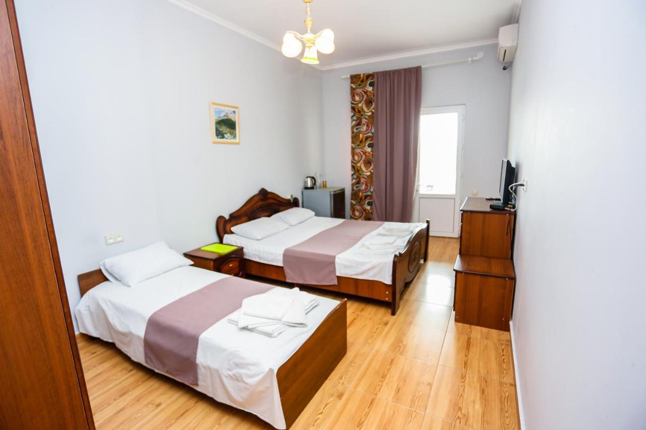 Hotel Sabina 가그라 외부 사진