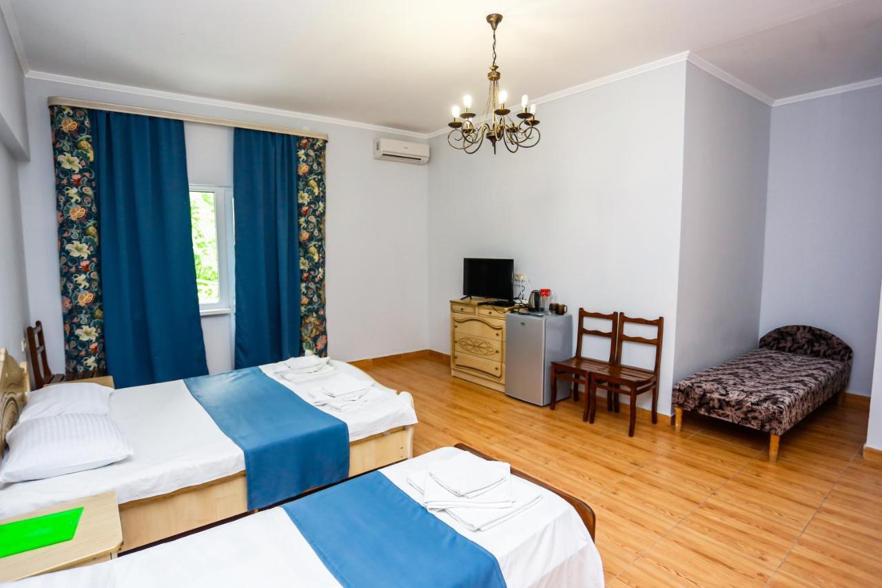 Hotel Sabina 가그라 외부 사진