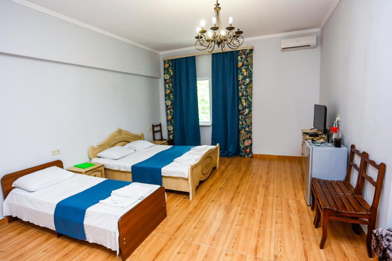 Hotel Sabina 가그라 외부 사진
