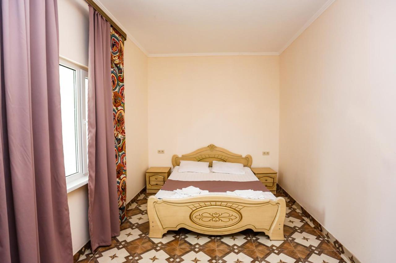 Hotel Sabina 가그라 외부 사진