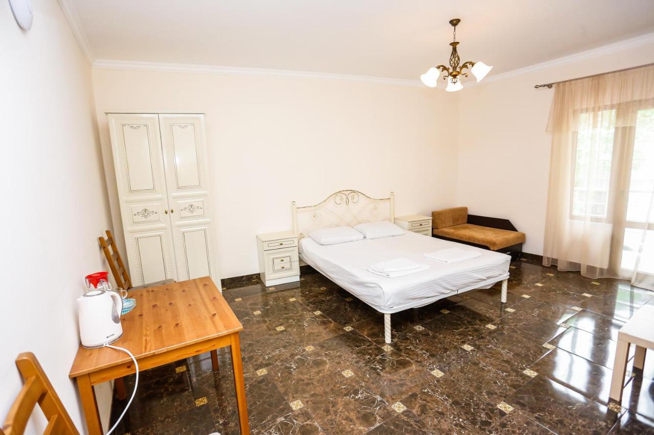 Hotel Sabina 가그라 외부 사진